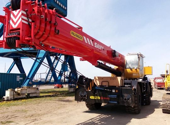 Короткобазный кран Sany SRC750C